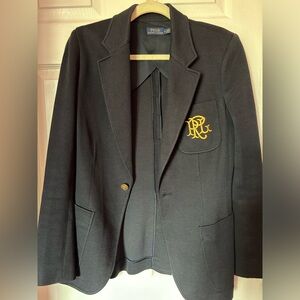 Polo ralph lauren blazer. Navy blue. Size 8. Worn once or twice. Hugs your waist